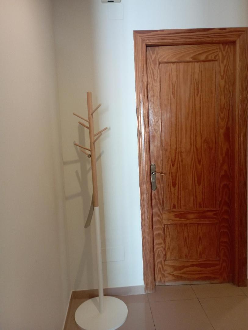 Apartamento Con Vistas En 内尔哈 外观 照片