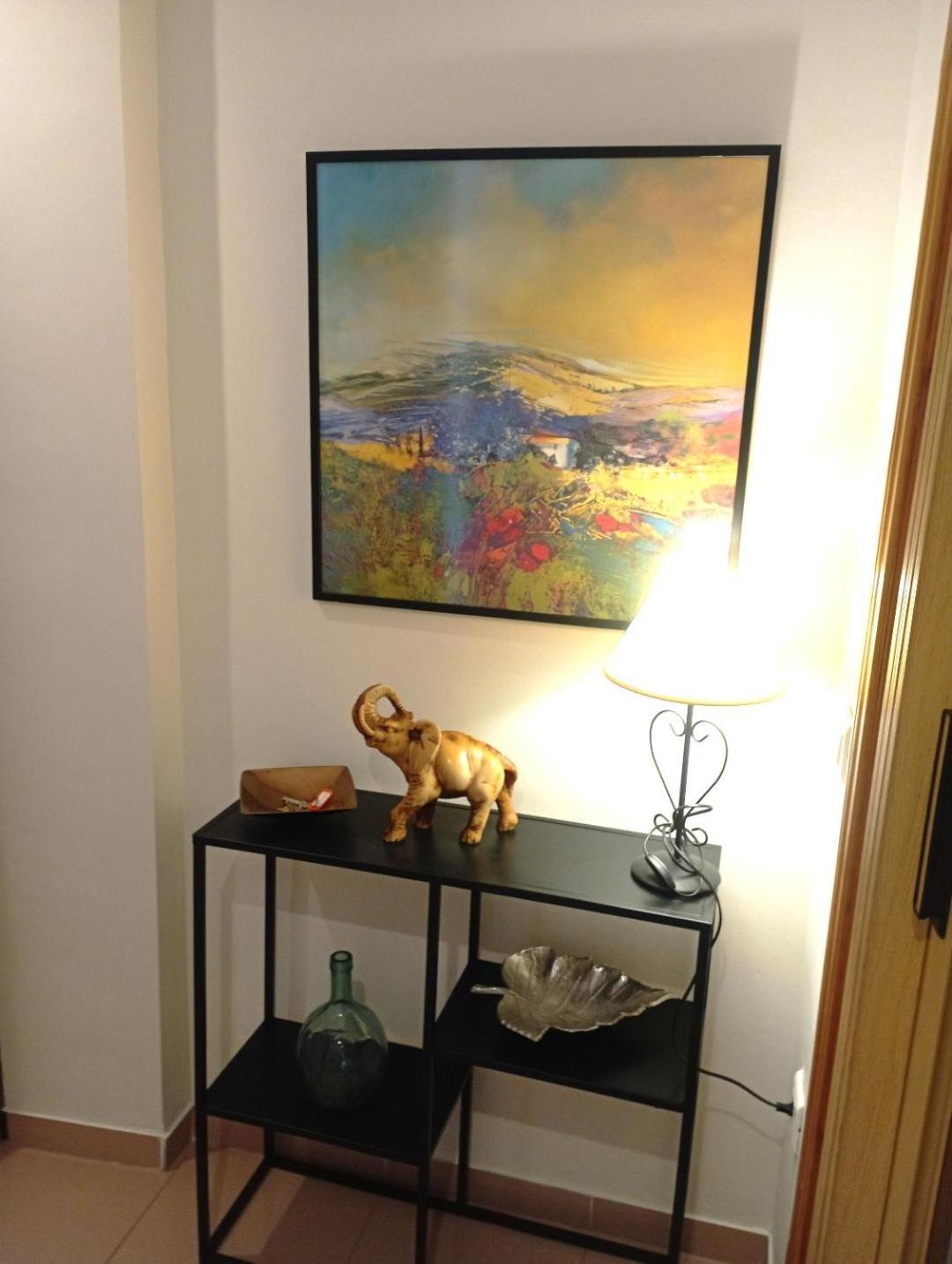 Apartamento Con Vistas En 内尔哈 外观 照片